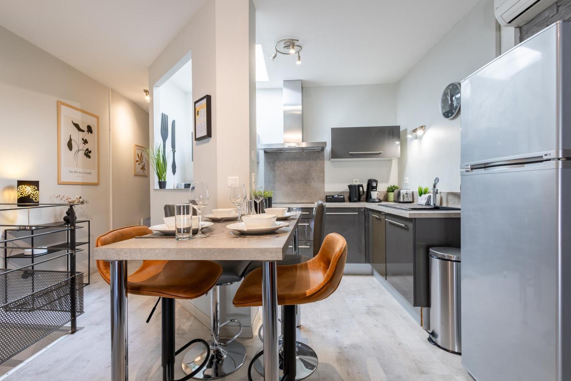 Le Canope - T3 Duplex, 2 Salles D'Eau, Hypercentre 卡斯特尔 外观 照片